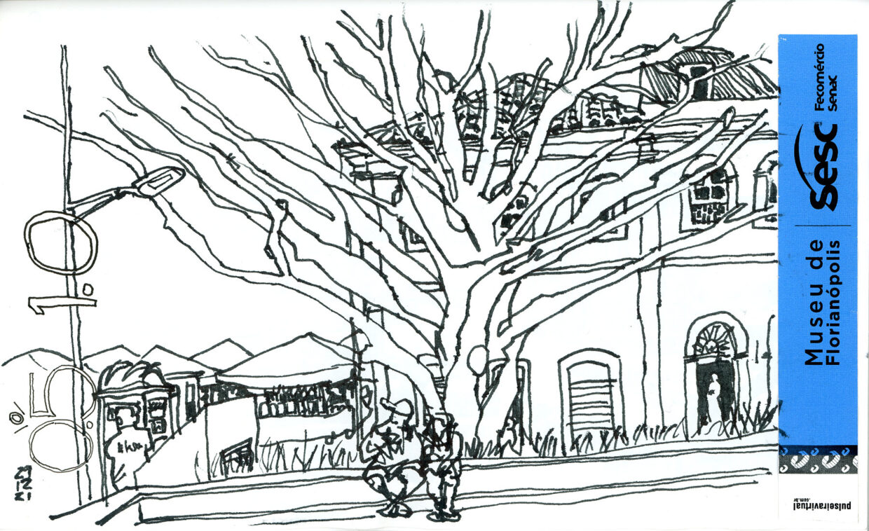 Desenho a traço do Largo da Alfândega em Florianópolis mostrando um casal sentado na mureta tendo logo atrás uma árvore. Ao fundo, os casarões e a feira