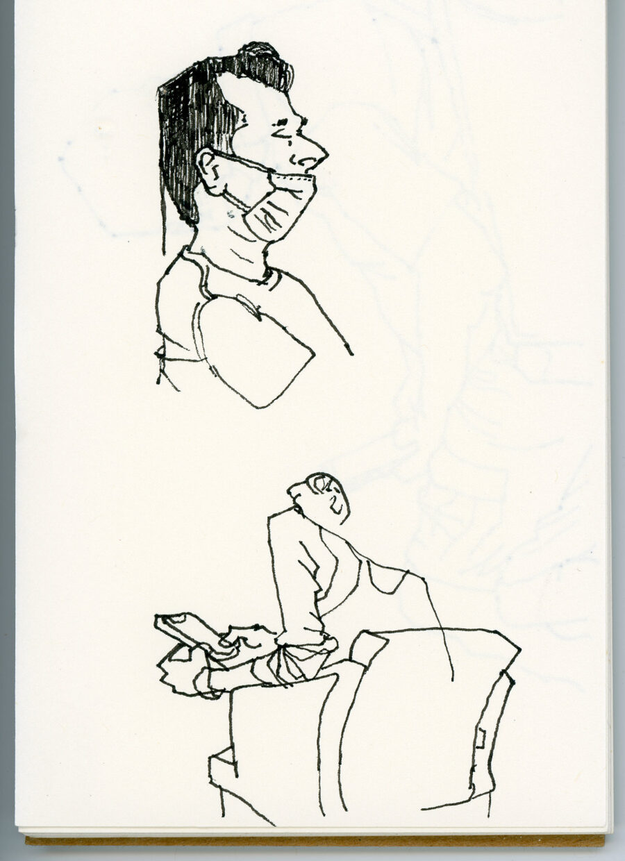 Folha de papel com dois desenhos. No de cima, homem de máscara no nariz com a cabeça apoiada na parede. No de baixo, uma mulher sentada olhando o celular (o desenho está incompleto)